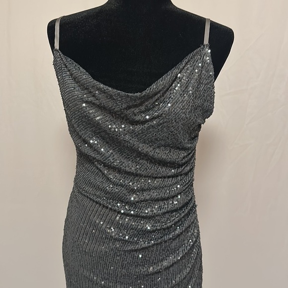 Laundry by shelli segal sequin cowl neck slip in gunmetal size 6 - Picture 5 of 6